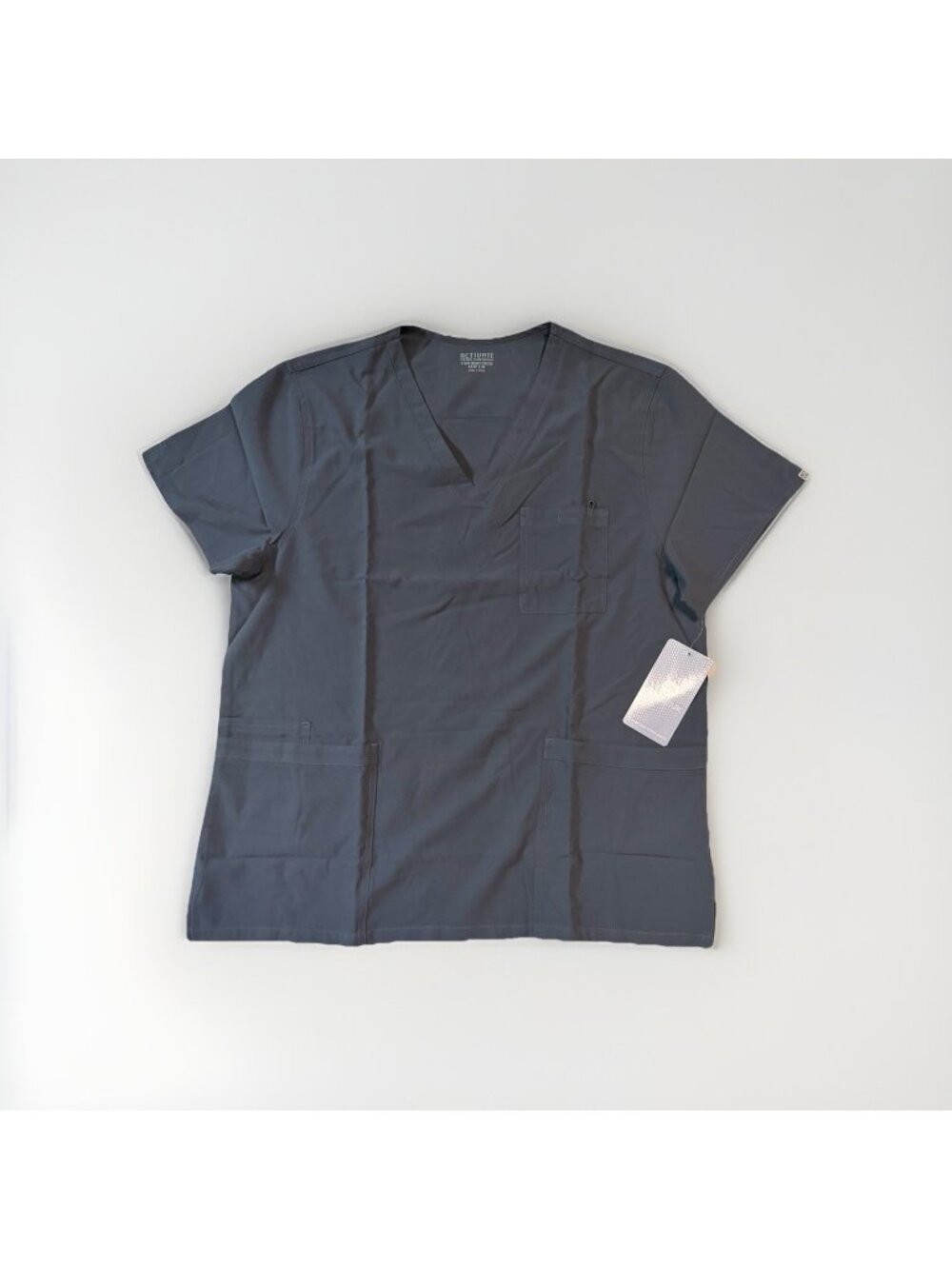 MED COUTURE Activate Men’s V-Neck 4 Pocket Scrub Top -XL - Pewter